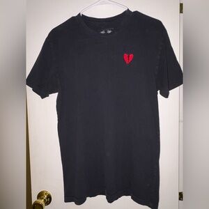 Riot Society Black Men T-shirt with Cute Heart Embroidered!